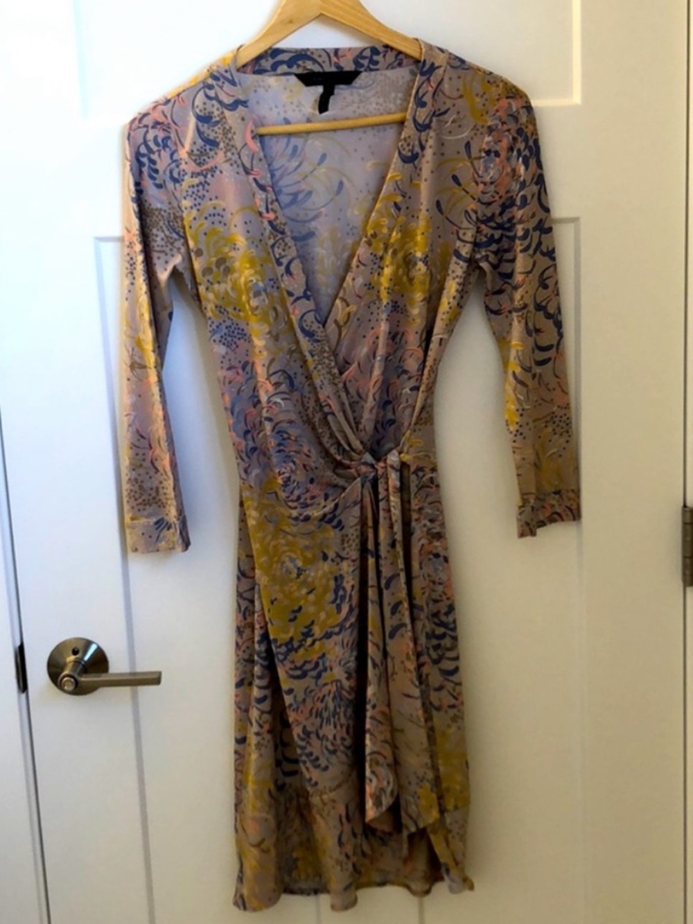 BCBG wrap dress xs